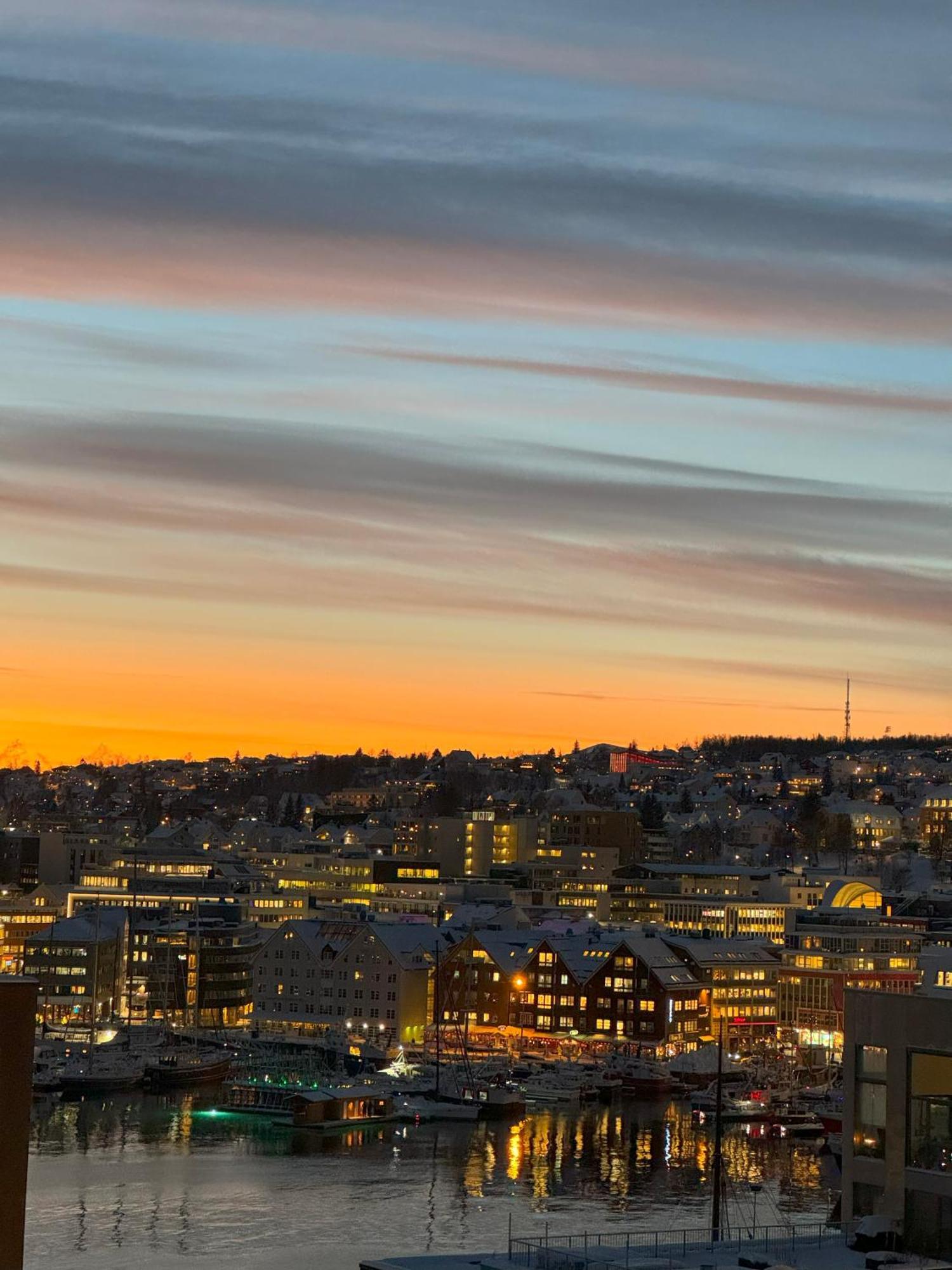 Totalapartments Vervet Gjoa Tromsø Buitenkant foto
